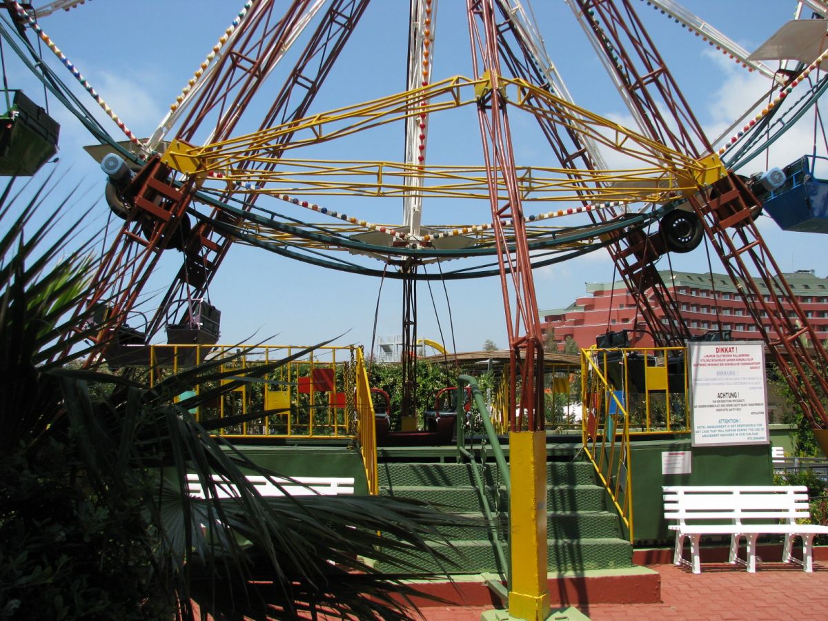 imagini hotel DELPHIN BOTANIK